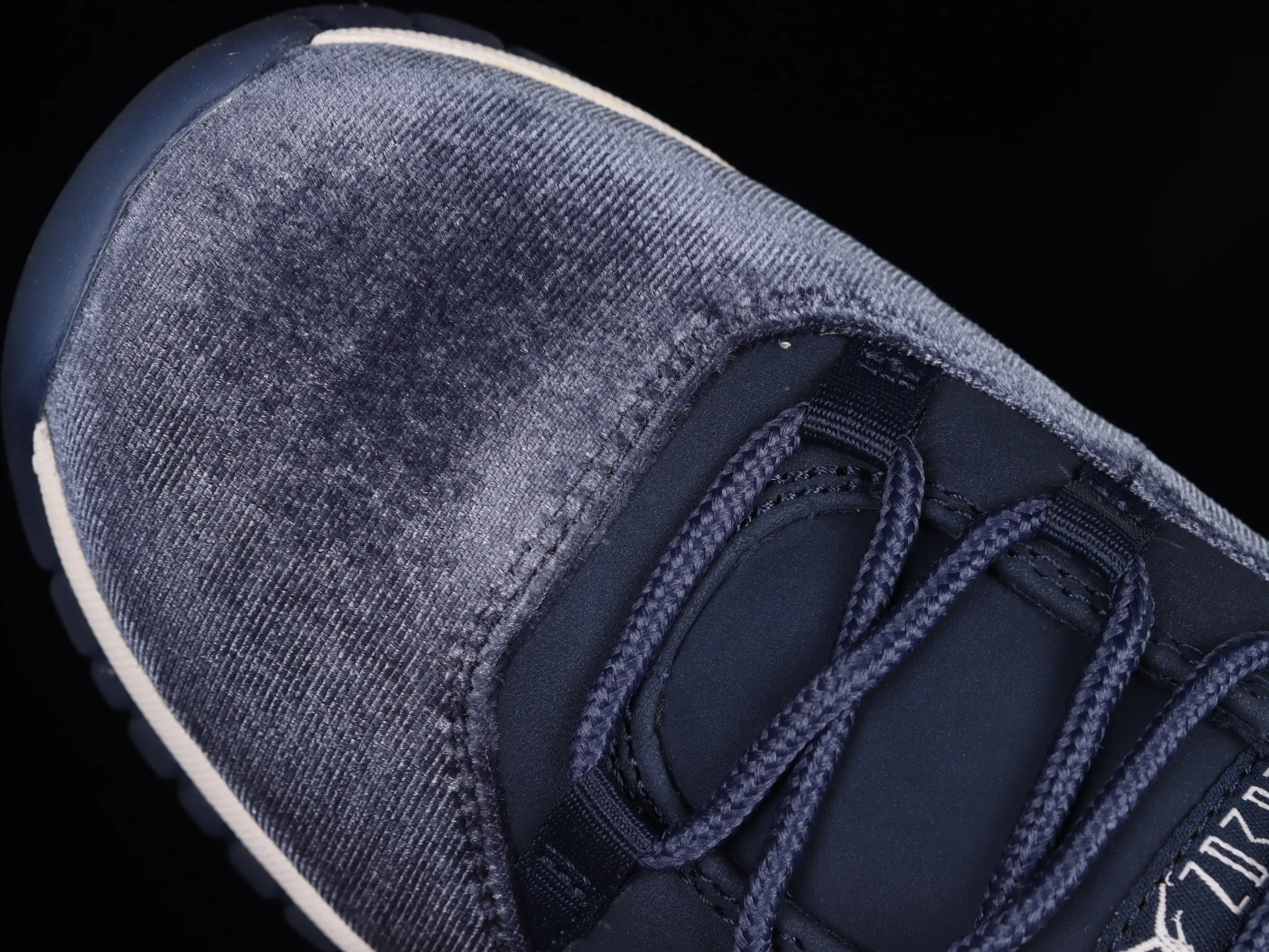 All categories Air Jordan Jordan series basketball shoes Air Jordan 11 pure original version Air Jordan 11 Velvet "Midnight Navy" AJ11 Joe 11 midnight blue AR0715-441